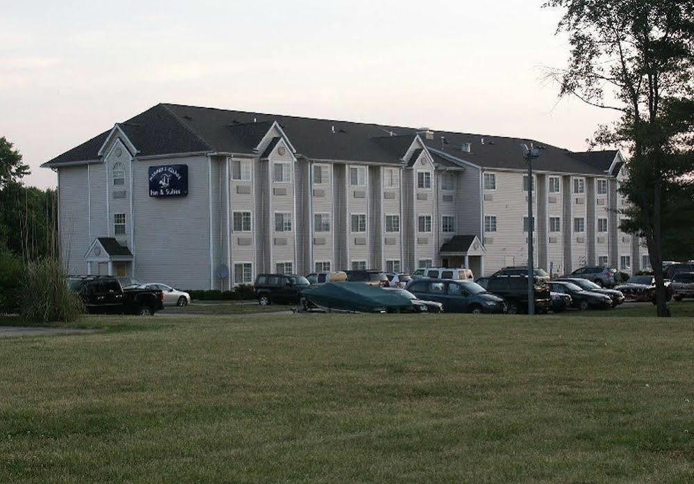 Mariner'S Village Resort Carlyle Dış mekan fotoğraf